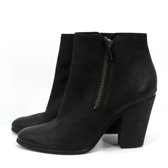 MICHAEL MICHAEL KORS Denver Leather Ankle Boot | 7.5 - Picture 1 of 4